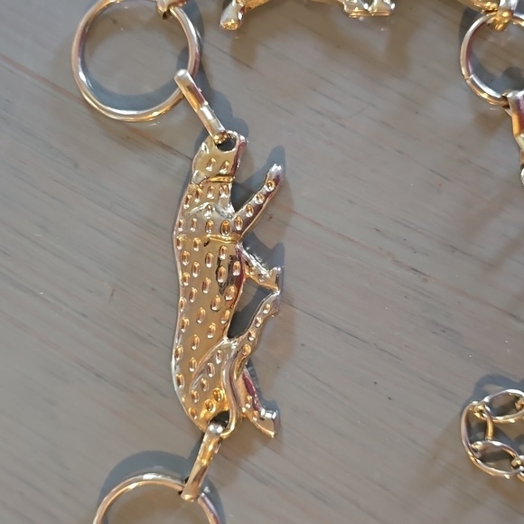 Women\'s Gold tone SHINY Metal Leopard/ Jaguar slip clasp belt Vintage Sz.L/XL main image 4